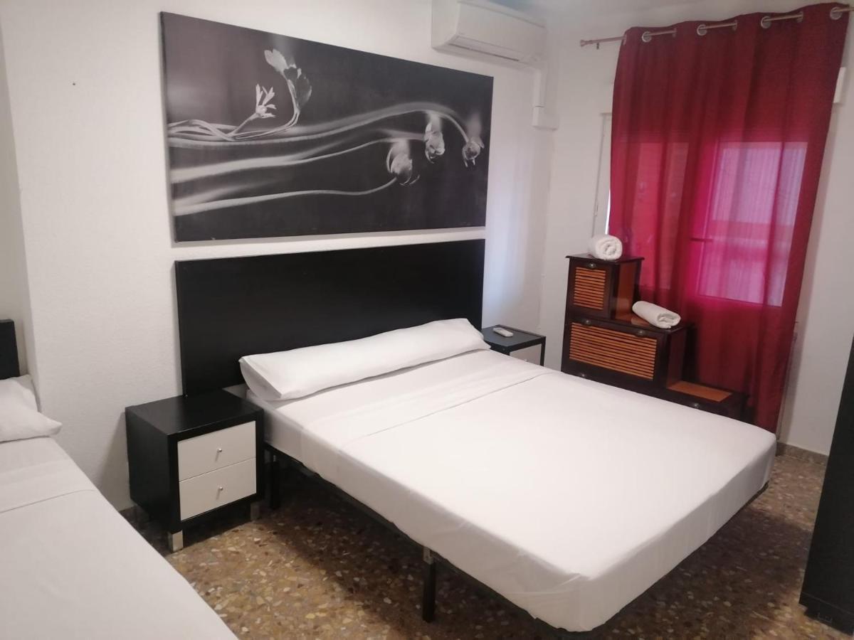 Hello Madrid Hotell Exteriör bild